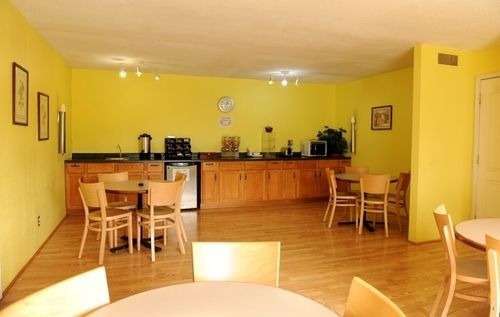 Americas Best Value Inn Story City Zewnętrze zdjęcie
