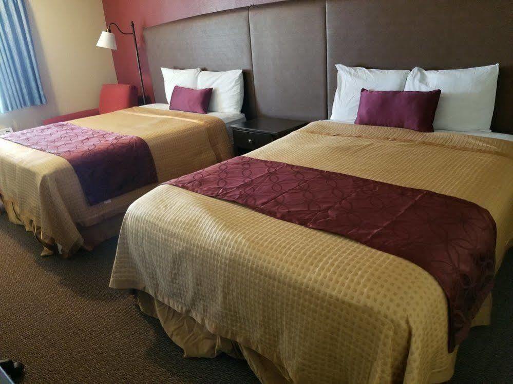 Americas Best Value Inn Story City Zewnętrze zdjęcie